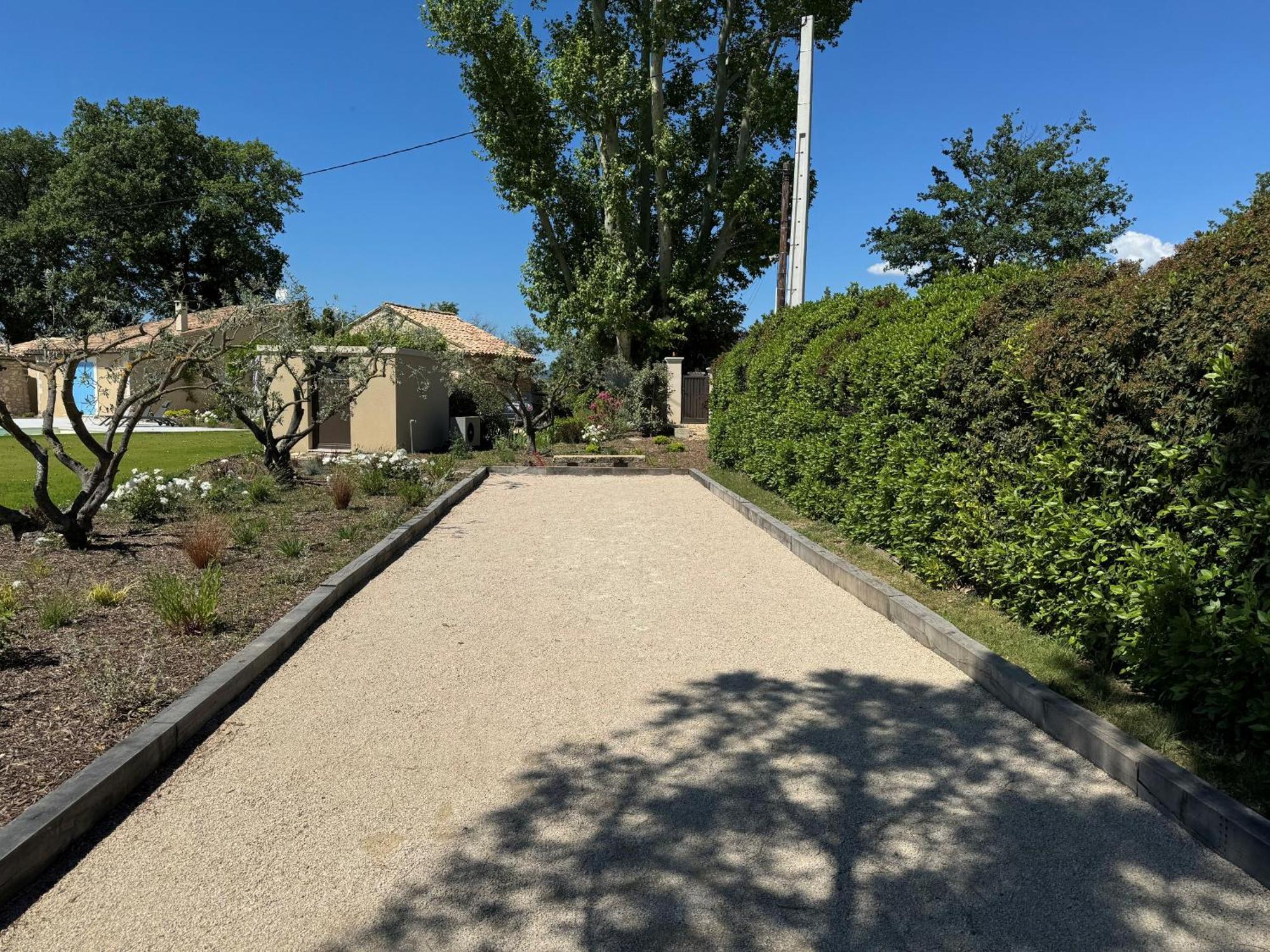Provencal House With Heated Pool, View Of The Luberon In Robion - Accommodates 12 People. 外观 照片