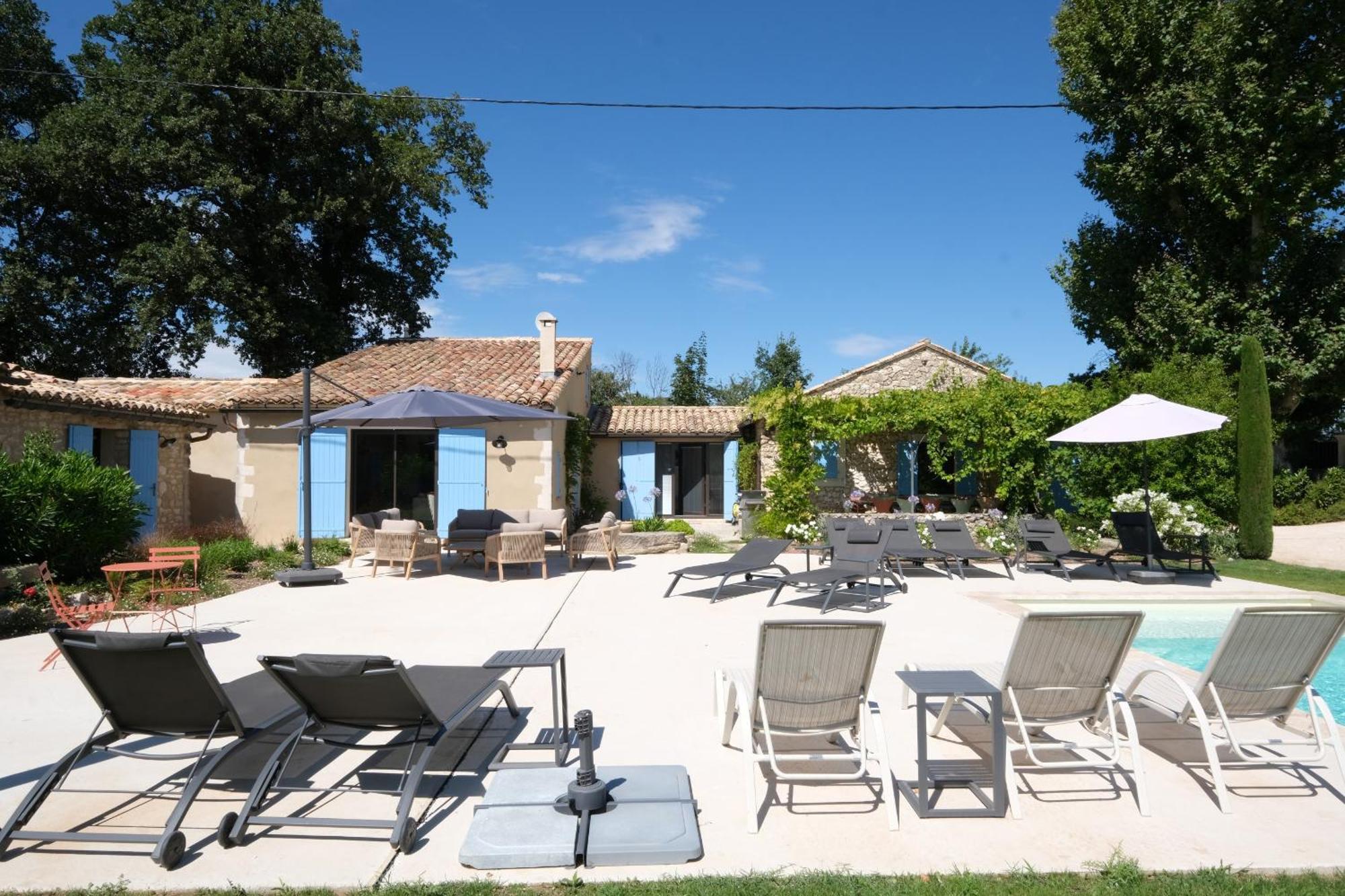 Provencal House With Heated Pool, View Of The Luberon In Robion - Accommodates 12 People. 外观 照片