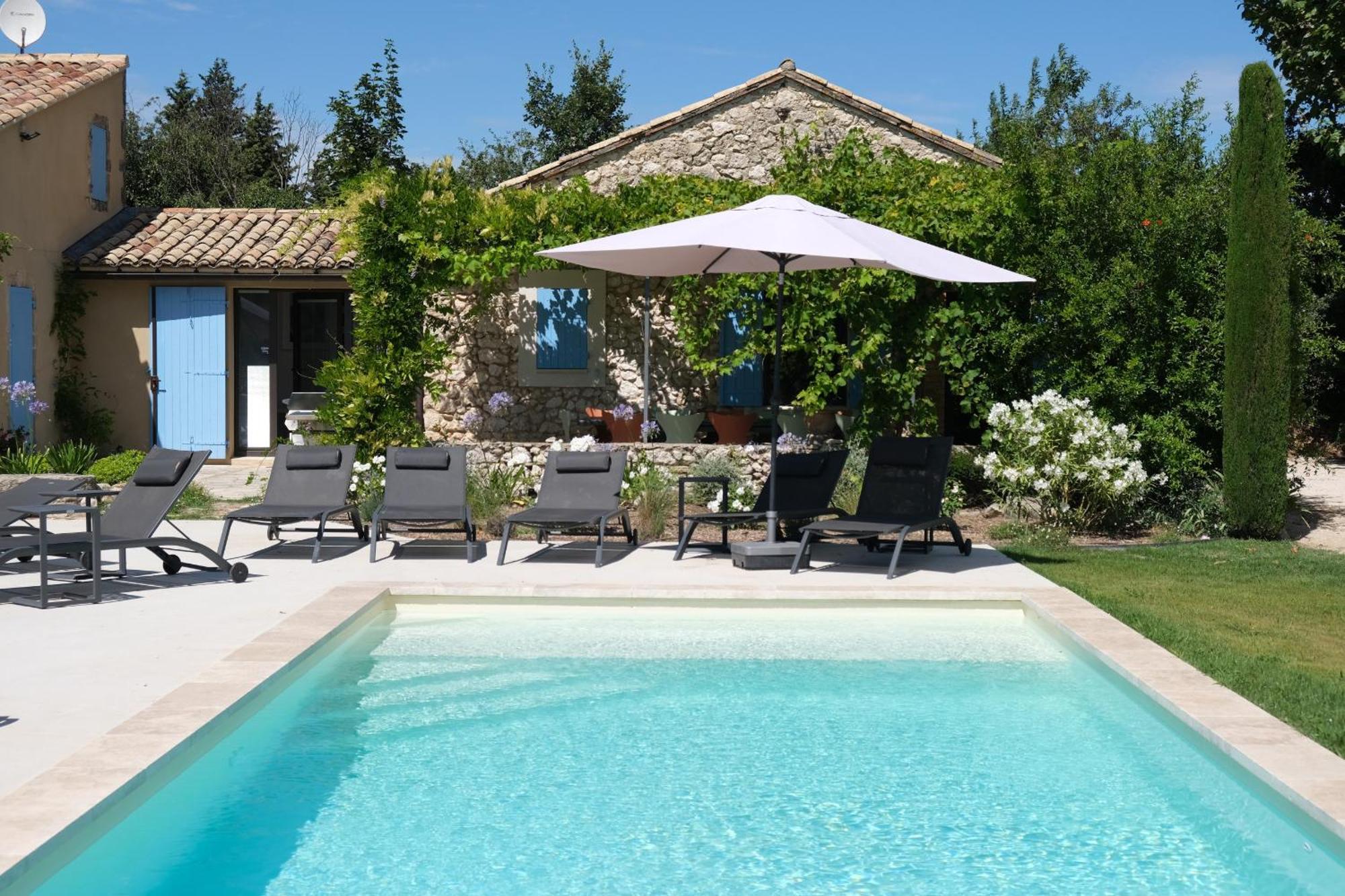 Provencal House With Heated Pool, View Of The Luberon In Robion - Accommodates 12 People. 外观 照片