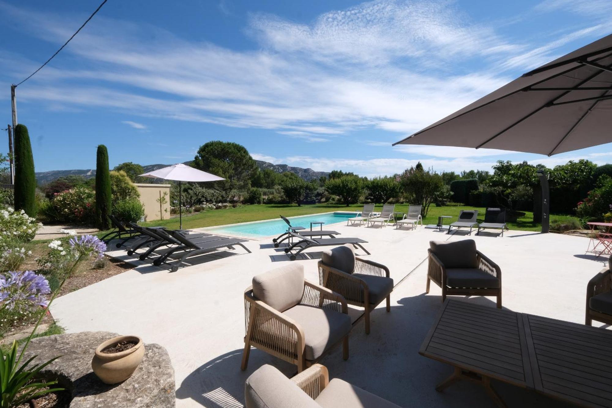 Provencal House With Heated Pool, View Of The Luberon In Robion - Accommodates 12 People. 外观 照片