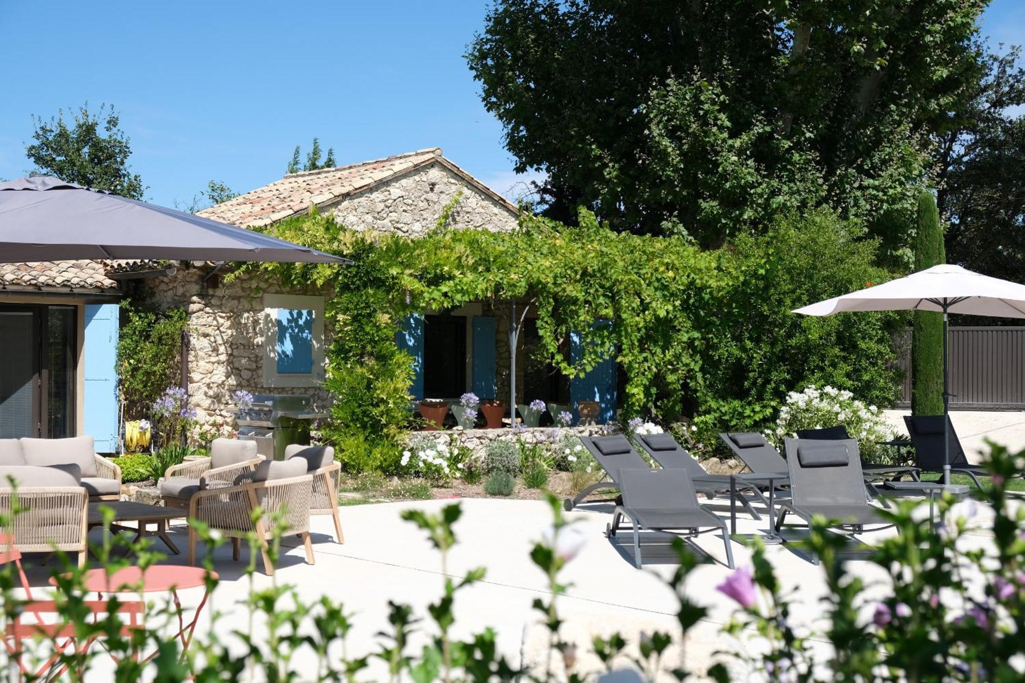 Provencal House With Heated Pool, View Of The Luberon In Robion - Accommodates 12 People. 外观 照片